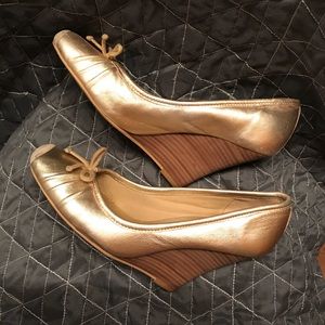 Gold Closed Toe Wedges